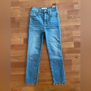 Madewell 11” High Rise Skinny Crop Jeans
